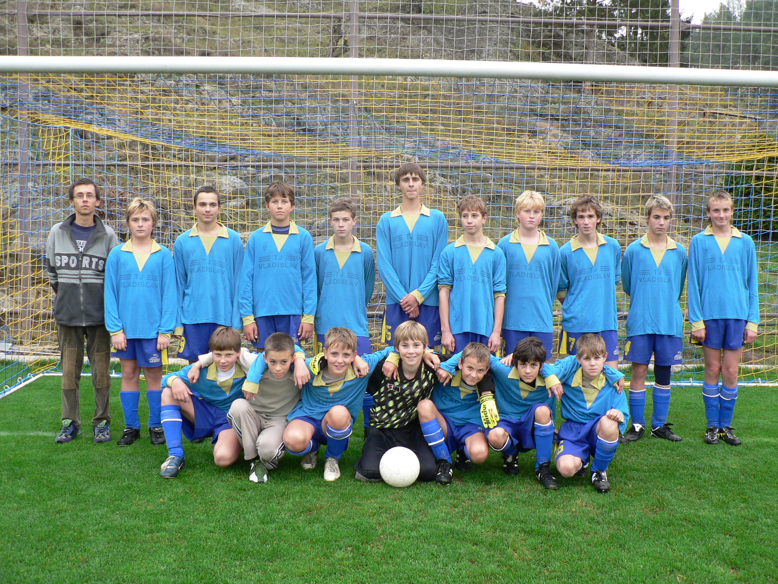 Žáci 2007-2008 002.jpg